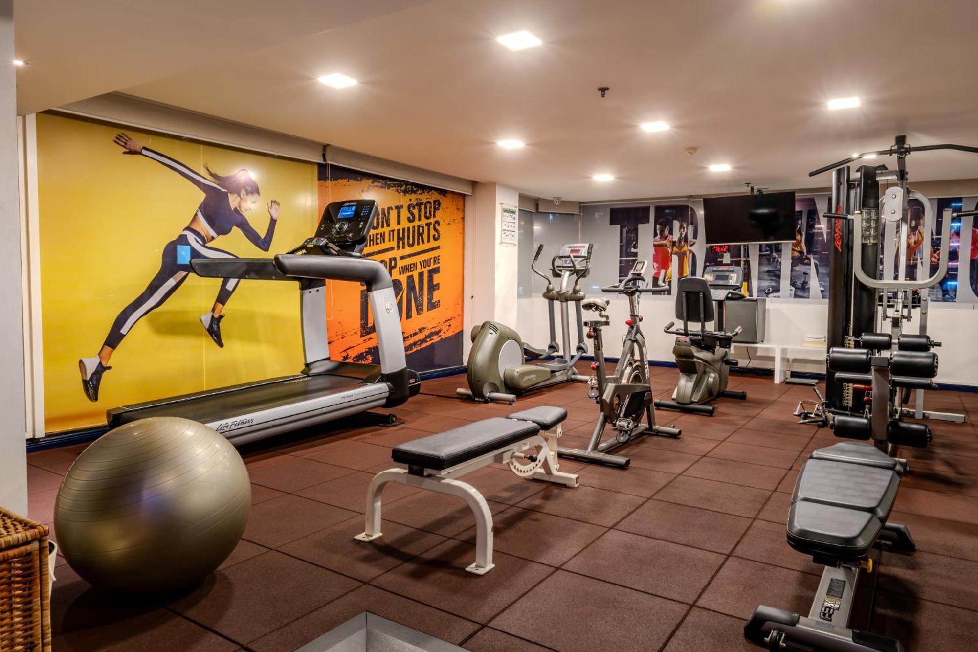 Night Hotel Bangkok - Sukhumvit 15 Εξωτερικό φωτογραφία